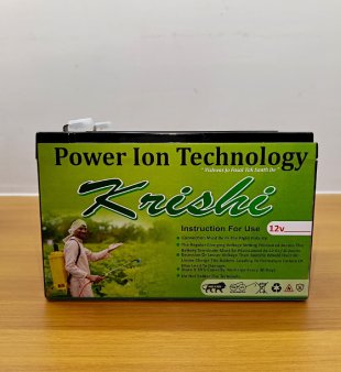 Lithium ion spray pump battery